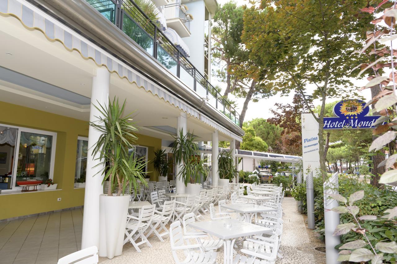 Mondial Hotel Cervia Bagian luar foto