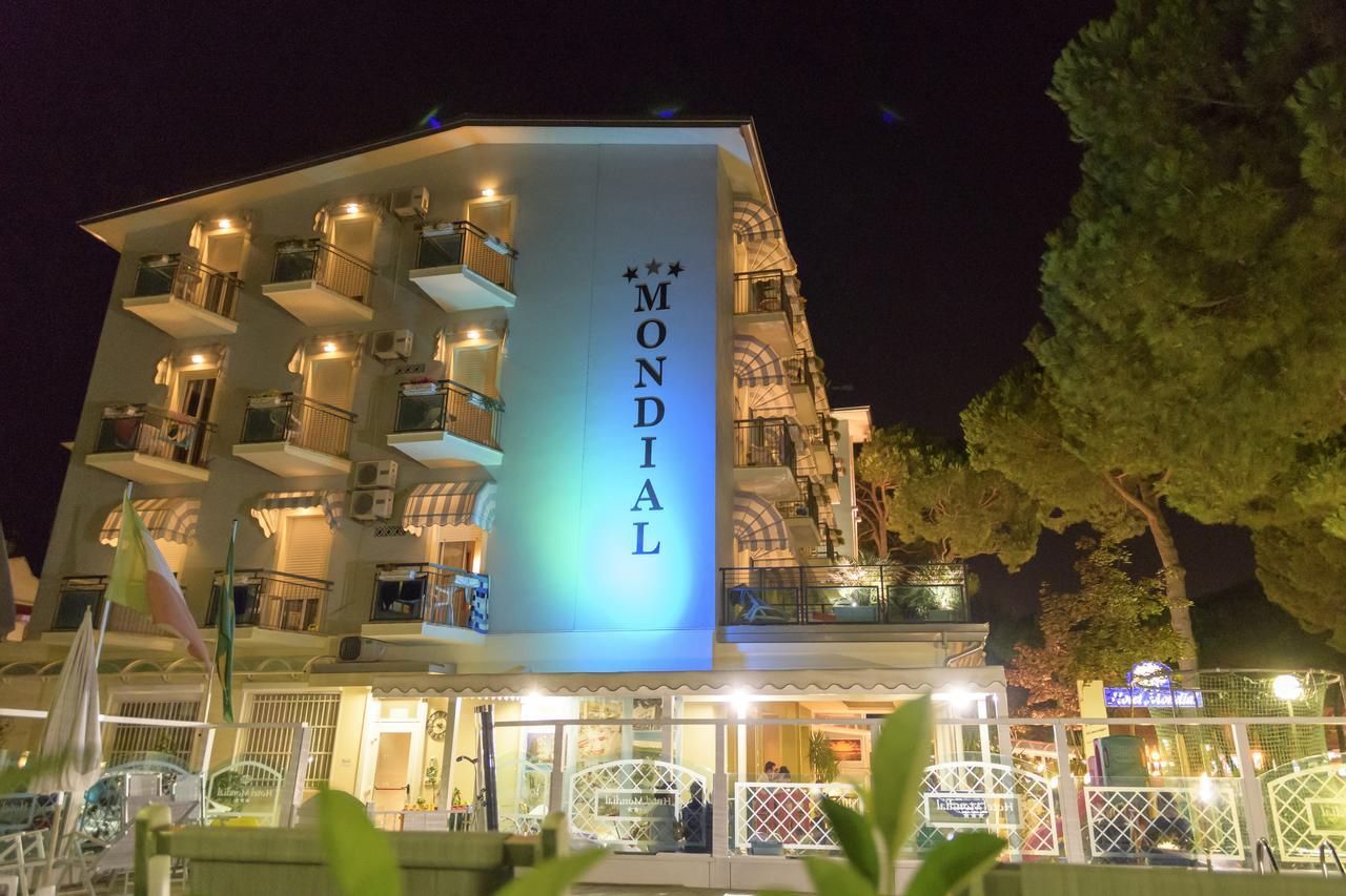 Mondial Hotel Cervia Bagian luar foto